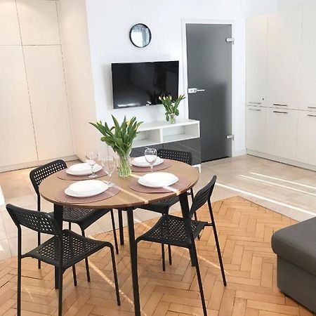 Klimatyczny Apartament Pod Ratuszem -Ul. Slaska 2 Çestohova Dış mekan fotoğraf