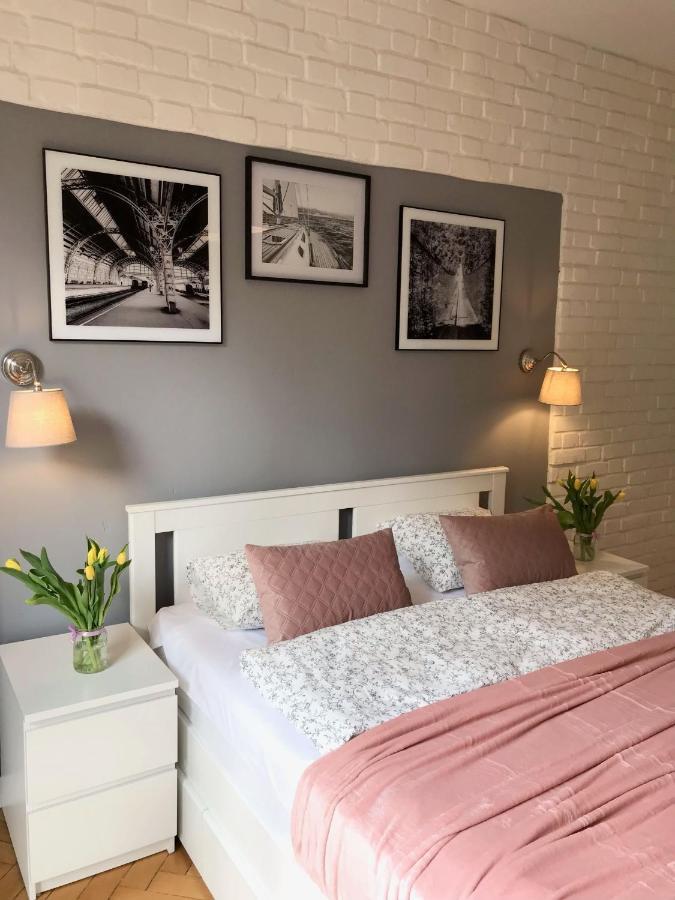 Klimatyczny Apartament Pod Ratuszem -Ul. Slaska 2 Çestohova Dış mekan fotoğraf