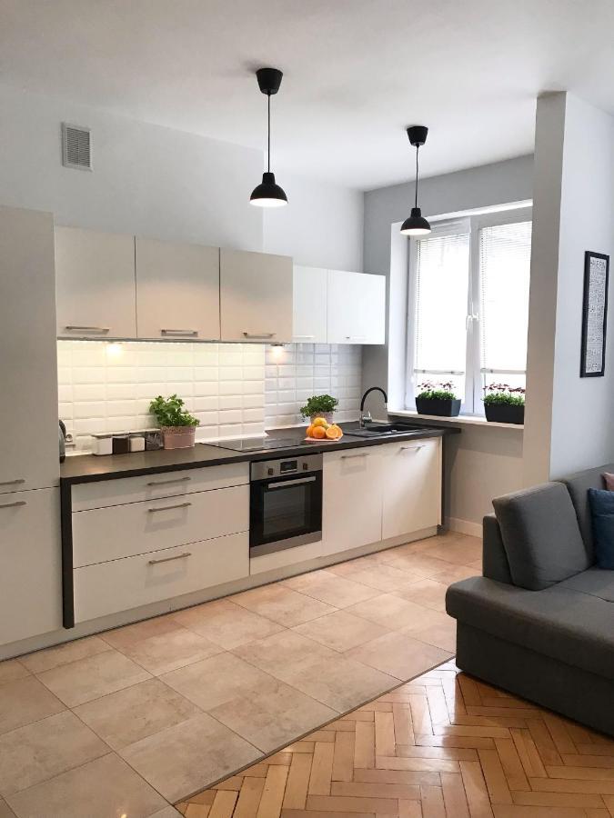 Klimatyczny Apartament Pod Ratuszem -Ul. Slaska 2 Çestohova Dış mekan fotoğraf