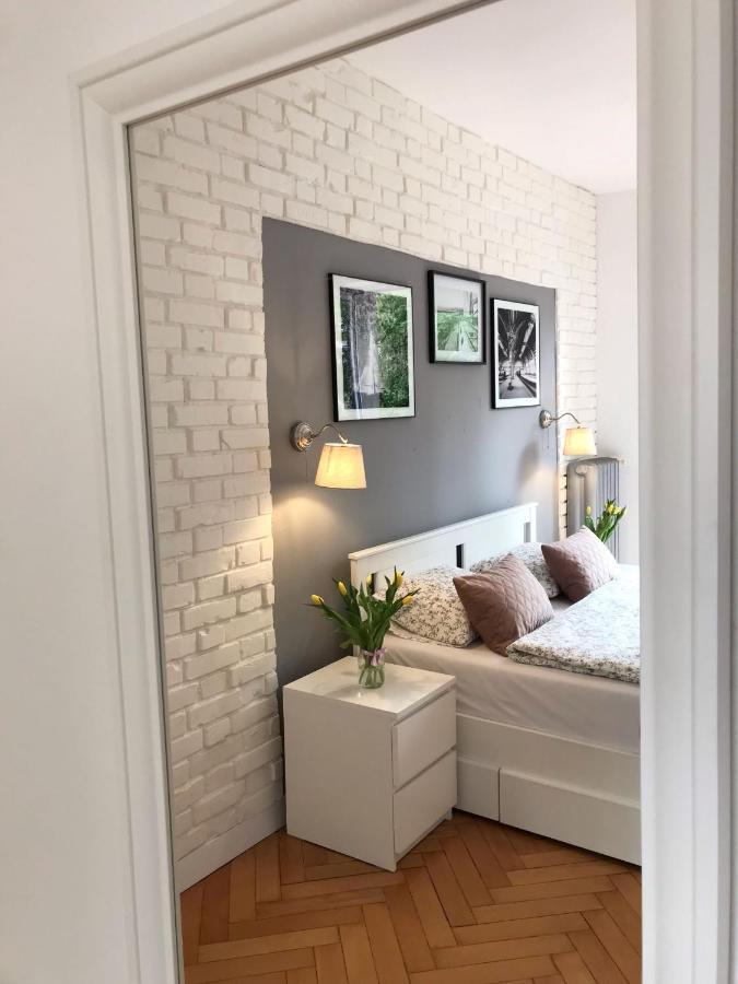 Klimatyczny Apartament Pod Ratuszem -Ul. Slaska 2 Çestohova Dış mekan fotoğraf